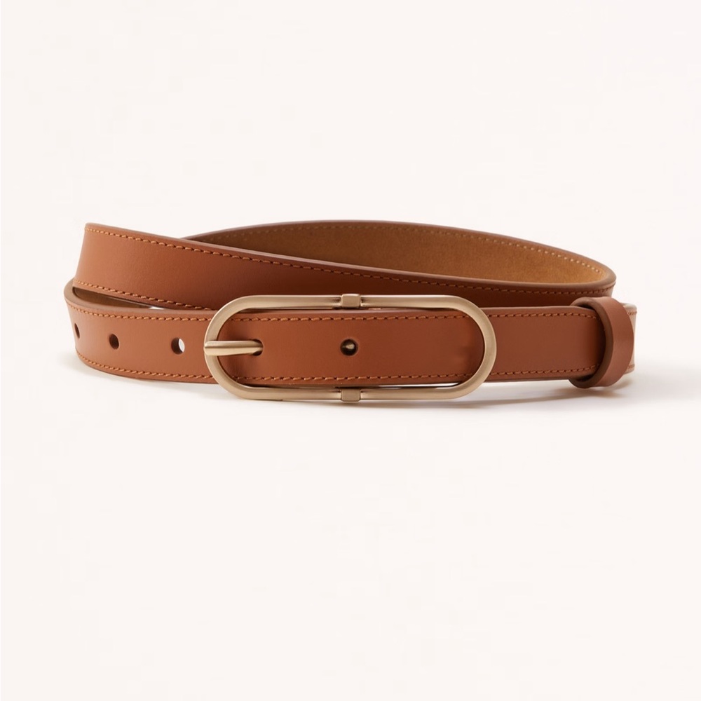 Oval Buckle Belt